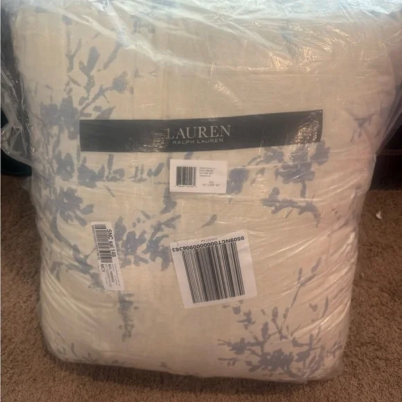 New Ralph Lauren King Comforter Set​ - Picture 2 of 5